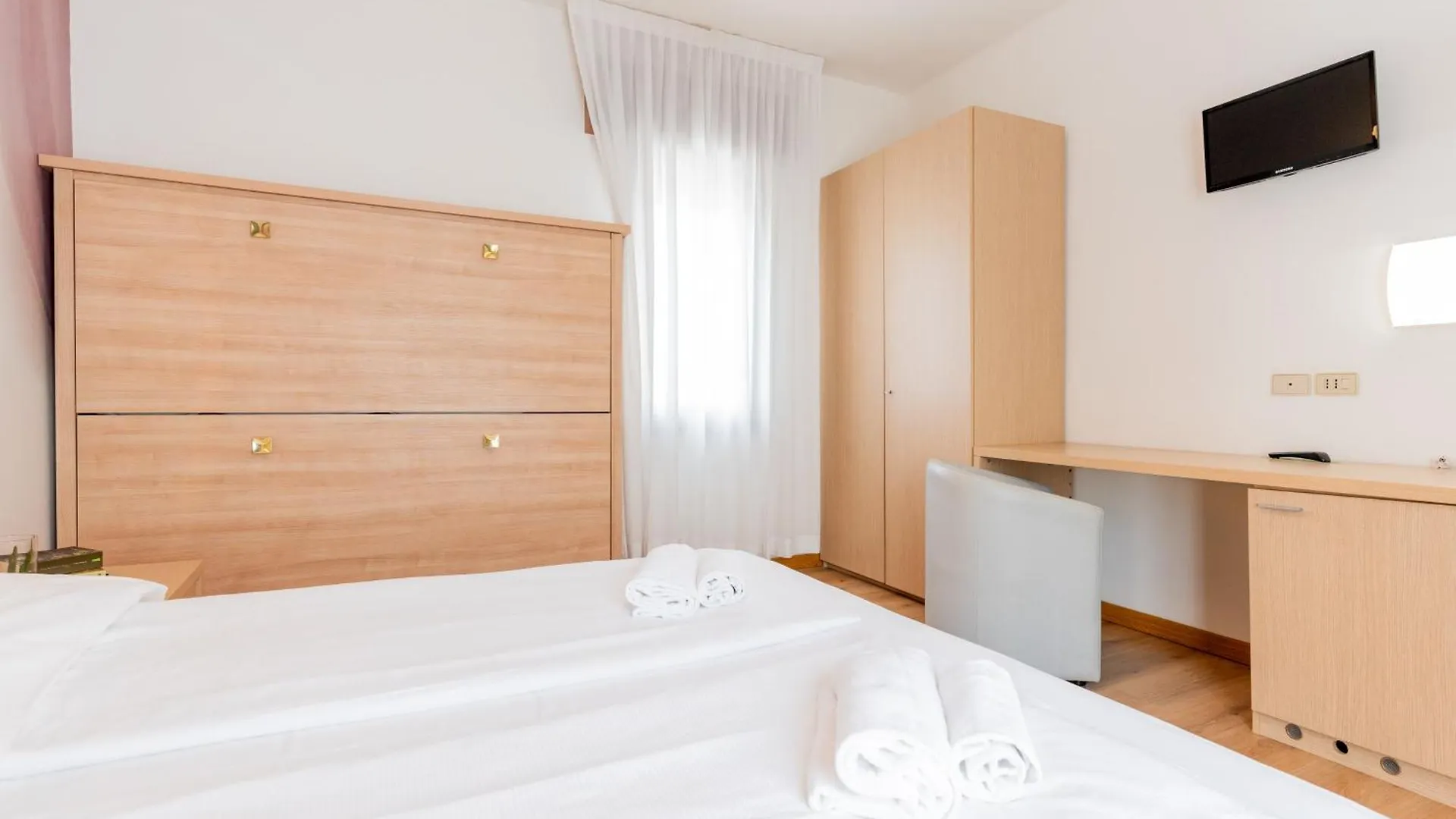 Hotel Regina Caorle 3*,  Włochy